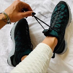 NWT Nike react terra Gobe